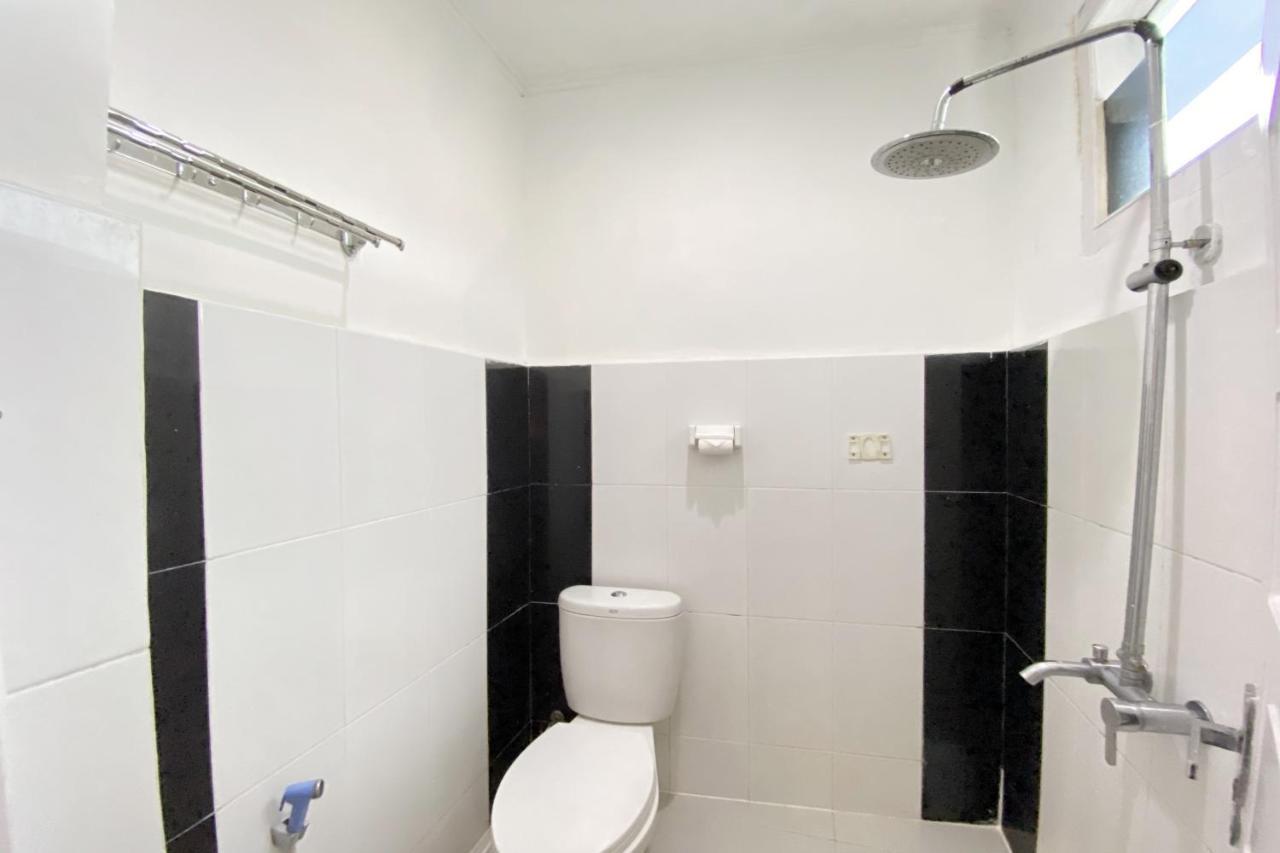 Hotel Ananda Syariah Redpartner Bukittinggi Extérieur photo